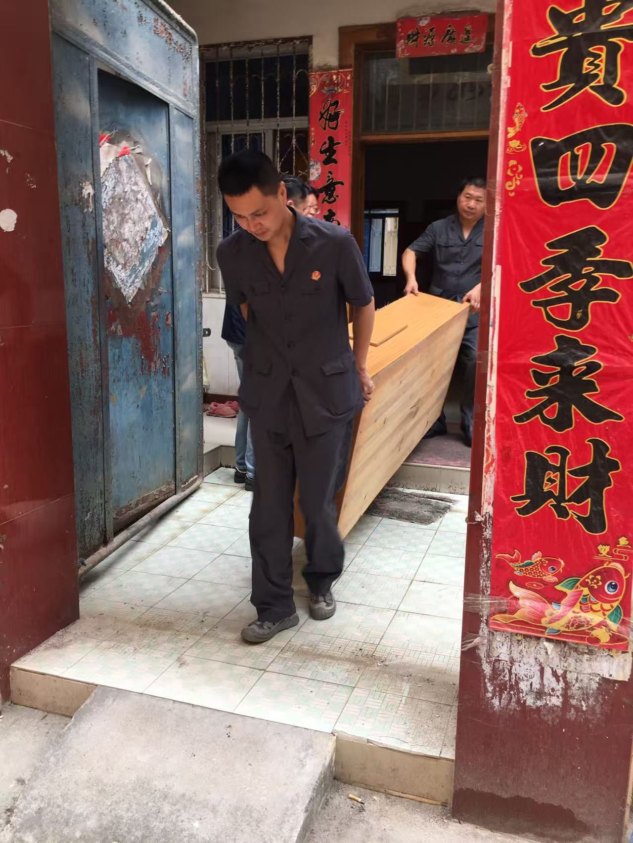 6月6日，广水法院组织开展某涉案房屋强制腾退行动 (2).png